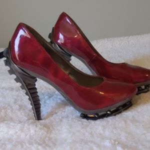 Metropolis Predator Heels